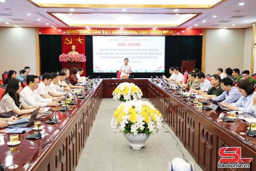 Lấy người dân, doanh nghiệp làm trung tâm trong mọi hoạt động cải cách và chuyển đổi số