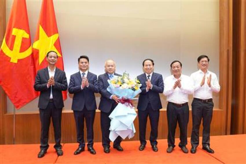 Điều động, chỉ định đồng chí Đỗ Thành Trung, Thứ trưởng Bộ Tài chính giữ chức Phó Bí thư Thành ủy Hải Phòng, nhiệm kỳ 2025 - 2030