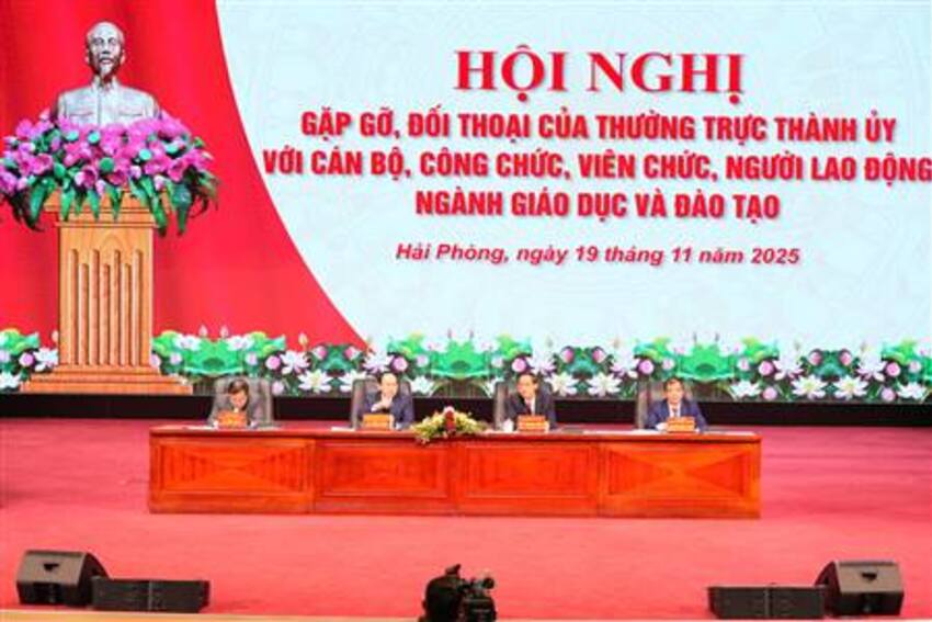 Thành ủy Hải Phòng đối thoại, giải đáp nhiều kiến nghị của cán bộ, công chức, viên chức, người lao động ngành Giáo dục và Đào tạo thành phố