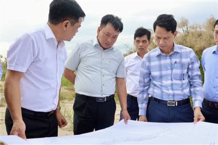 Phó Chủ tịch UBND thành phố Trần Văn Quân kiểm tra tiến độ giải ngân vốn đầu tư công và mô hình chính quyền địa phương 02 cấp tại khu vực Nam Sách