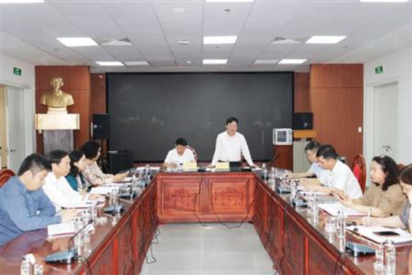 Thẩm tra hồ sơ Dự thảo Nghị quyết về việc thực hiện Dự án cải tạo, nâng cấp cầu Đá Bạc trên tuyến Quốc lộ 10