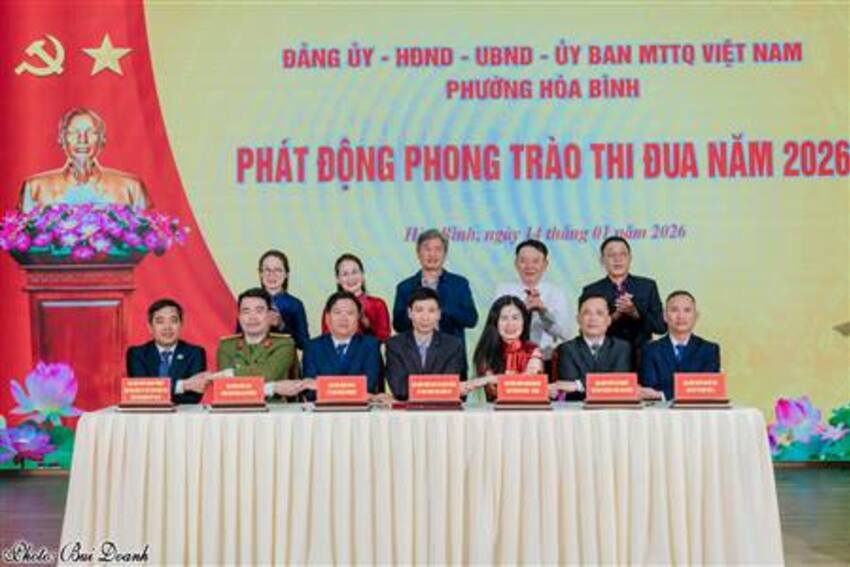Phường Hòa Bình phát động thi đua năm 2026: "Đẩy mạnh chuyển đổi số - Xây dựng đô thị văn minh - Phát triển văn hóa bền vững"
