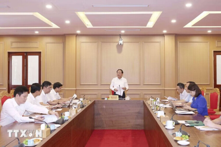 Thông qua dự thảo Báo cáo kết quả kiểm tra, giám sát (đợt 3) đối với Ban Thường vụ Tỉnh ủy Cao Bằng
