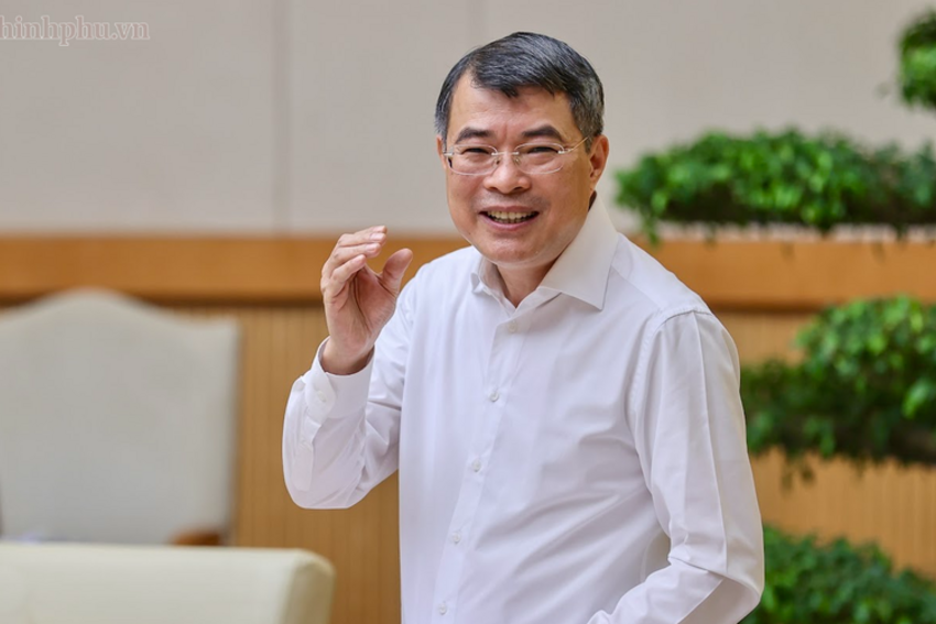 Thủ tướng: Tuyệt đối không để lợi ích cục bộ, lợi ích ngành, lợi ích nhóm chi phối chính sách