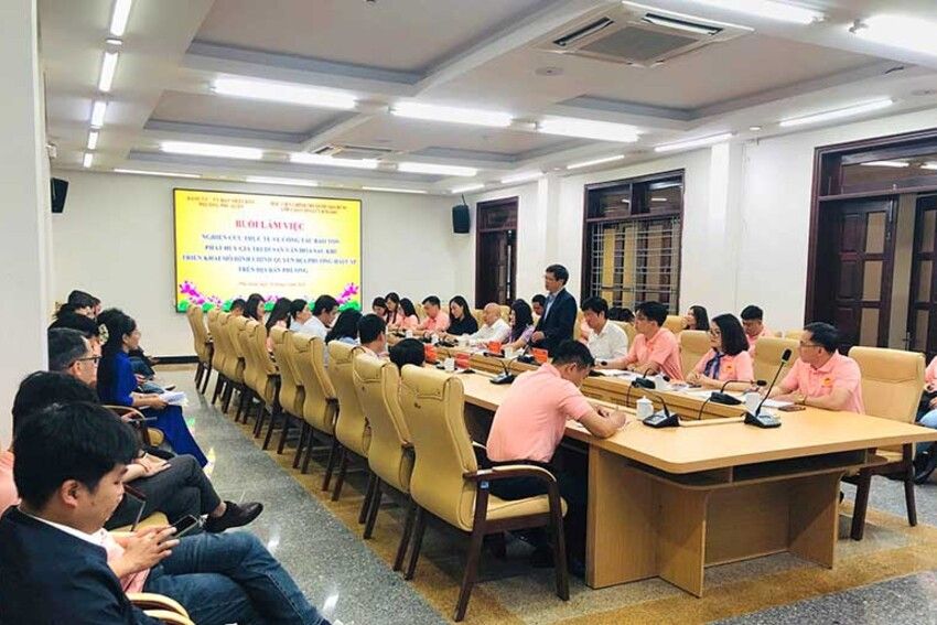 Phường Phú Xuân: Tiếp và làm việc với Đoàn học viên lớp Cao cấp Lý luận chính trị K76.A04