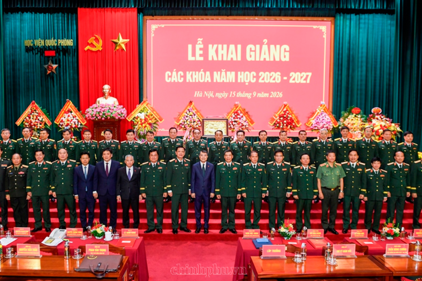 Thủ tướng: Phải chuẩn bị khả năng ứng phó với những tình huống chưa có tiền lệ về quân sự - quốc phòng