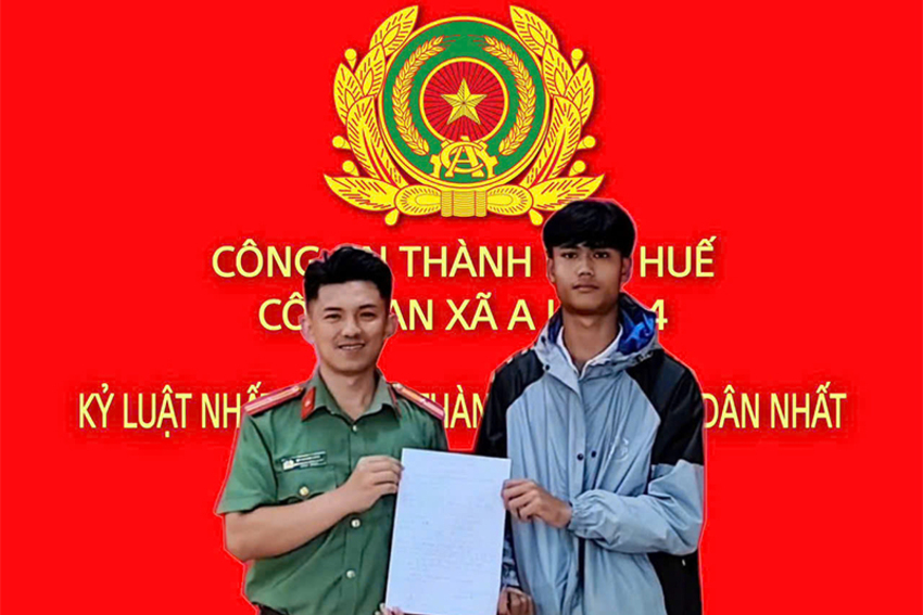 Những lá đơn tình nguyện tham gia nghĩa vụ Công an nhân dân