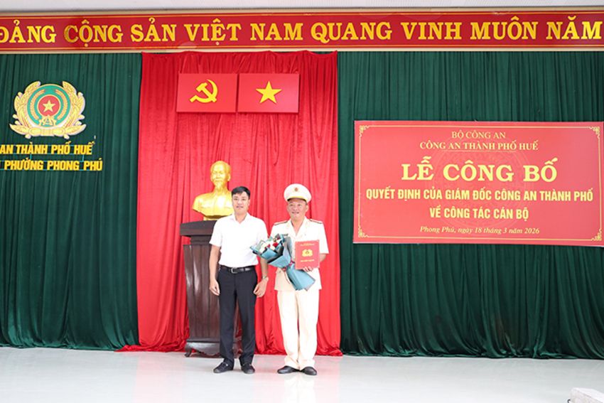 Phong Phú: Thường trực Đảng uỷ phường dự Lễ công bố Quyết định về công tác cán bộ