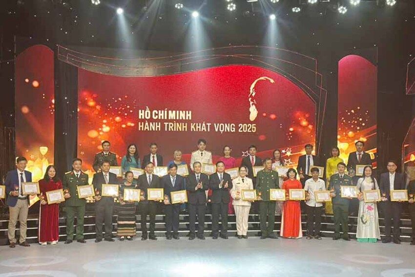 Thành phố Huế tham dự Chương trình  “Hồ Chí Minh - Hành trình khát vọng” khu vực miền Trung - Tây Nguyên năm 2025