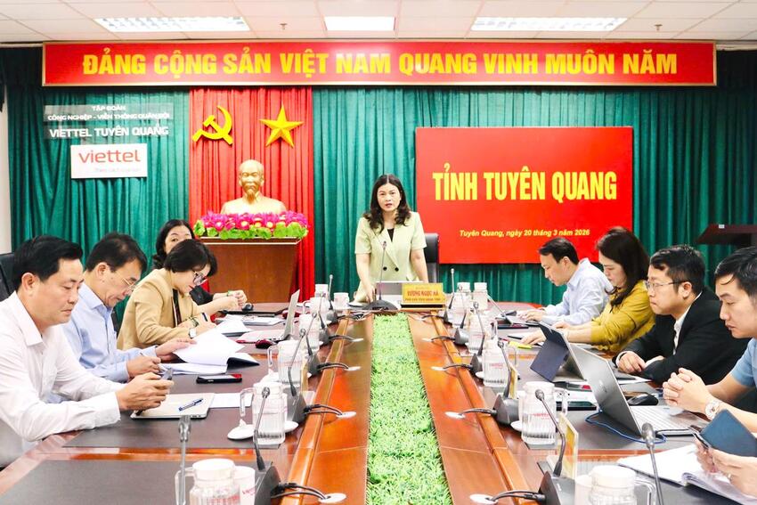 Phó Chủ tịch UBND tỉnh Vương Ngọc Hà làm việc với các xã Đồng Văn, Mèo Vạc, Quản Bạ