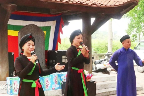 Góp ý dự thảo Văn kiện Đại hội XIV: Phát huy sức mạnh văn hóa-con người Việt Nam