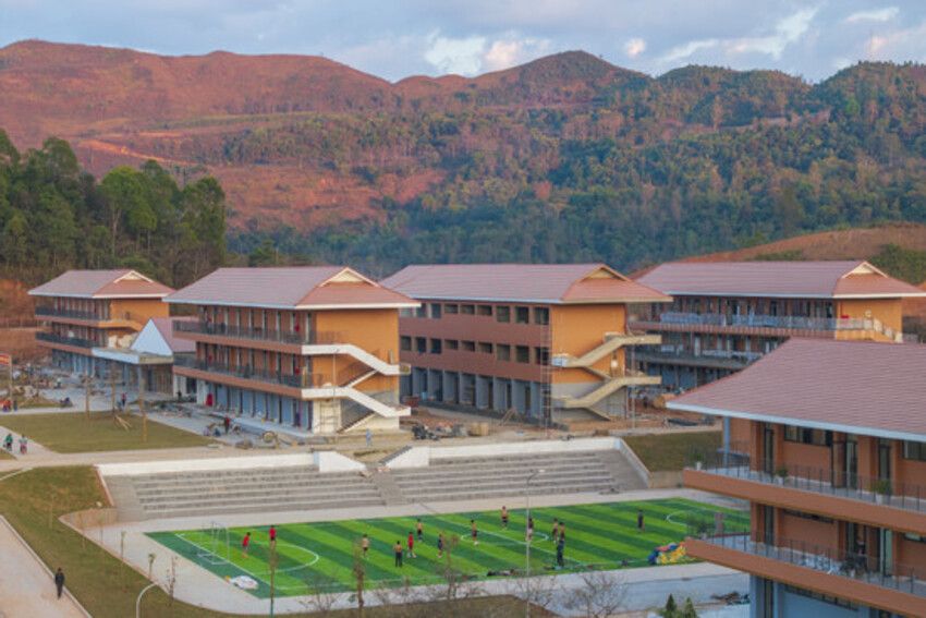 Khởi công đồng loạt 121 trường nội trú liên cấp tại các xã biên giới