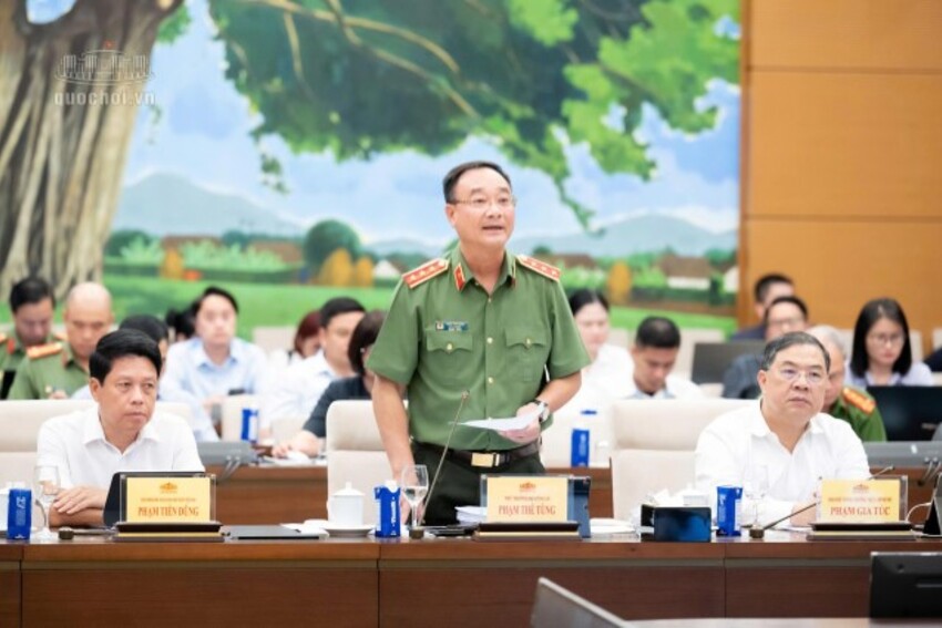 Hoàn thiện pháp luật về an ninh phi truyền thống đối với dữ liệu, tạo điều kiện phát triển kinh tế dữ liệu