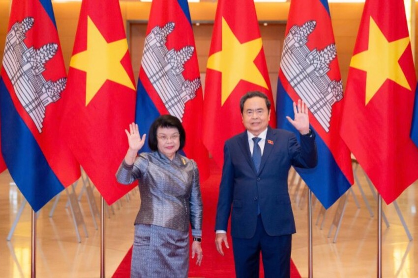 Chủ tịch Quốc hội Trần Thanh Mẫn chủ trì Lễ đón và Hội đàm với Chủ tịch Quốc hội Vương quốc Campuchia Samdech Khuon Sudary