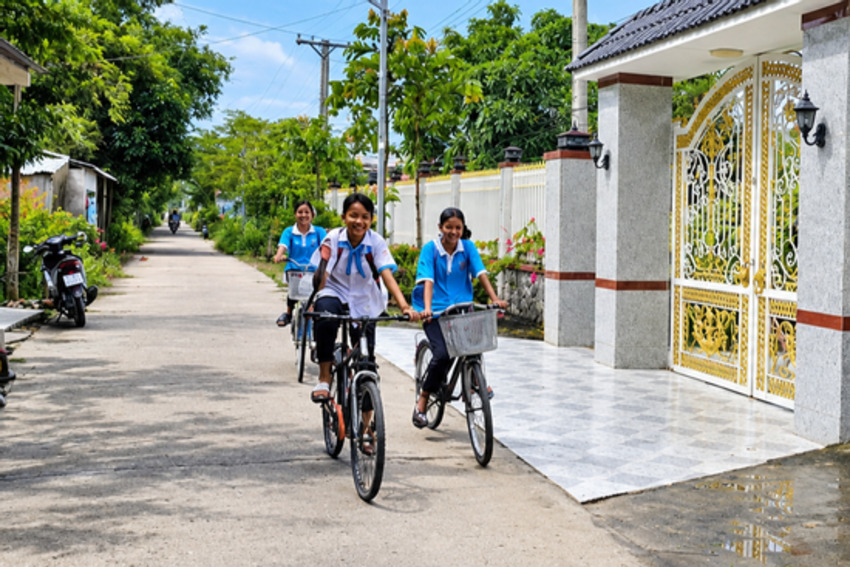 Người thầy gánh đất mở đường, một ấp Khmer có hơn 200 người làm nghề giáo