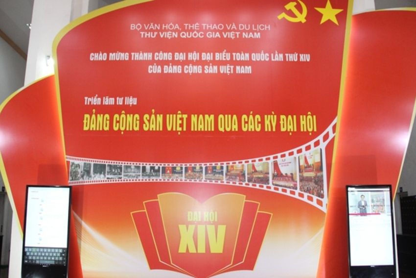 Ảnh: Triển lãm 800 tư liệu “Đảng Cộng sản Việt Nam qua các kỳ Đại hội” chào mừng thành công Đại hội XIV của Đảng