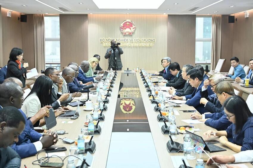 Bộ trưởng Zambia muốn học hỏi Việt Nam thúc đẩy tăng trưởng từ nông nghiệp