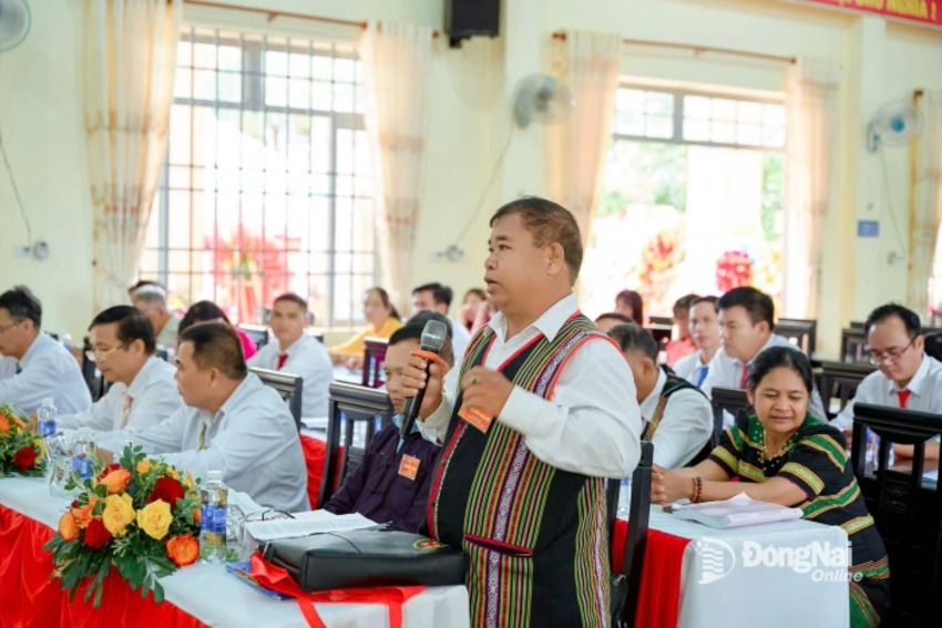 Đảng lắng nghe dân, dân tin Đảng