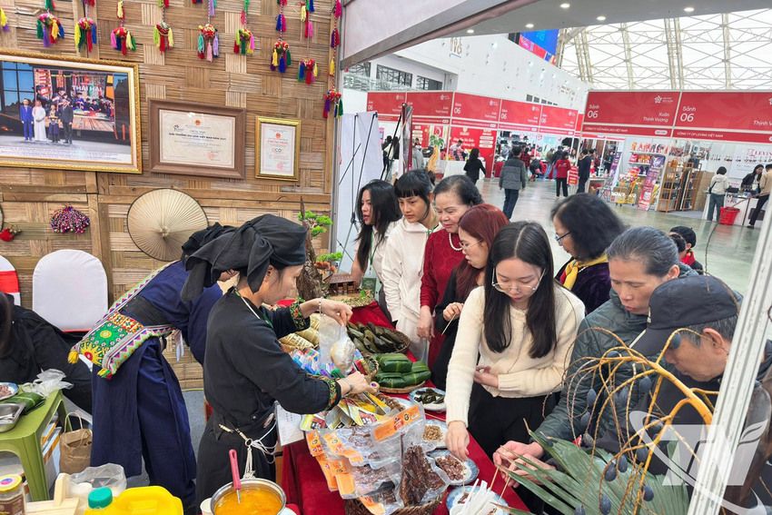 Thúc đẩy chuyển đổi số để phát triển du lịch