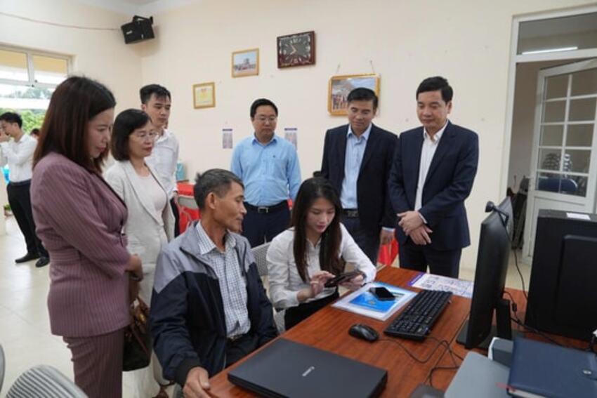 Mỗi chi bộ là một “pháo đài số” bảo vệ nền tảng tư tưởng của Đảng