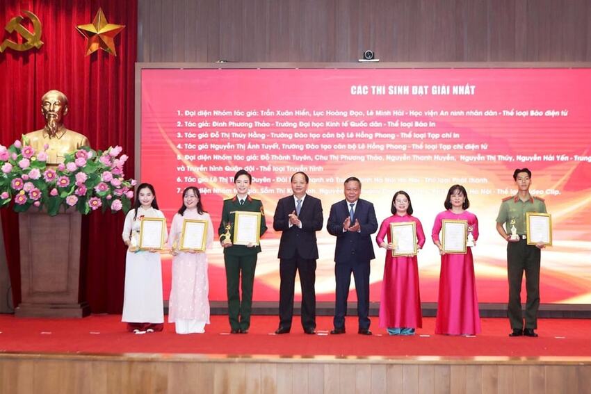 Hà Nội phát động Cuộc thi chính luận về bảo vệ nền tảng tư tưởng của Đảng lần thứ sáu, năm 2026