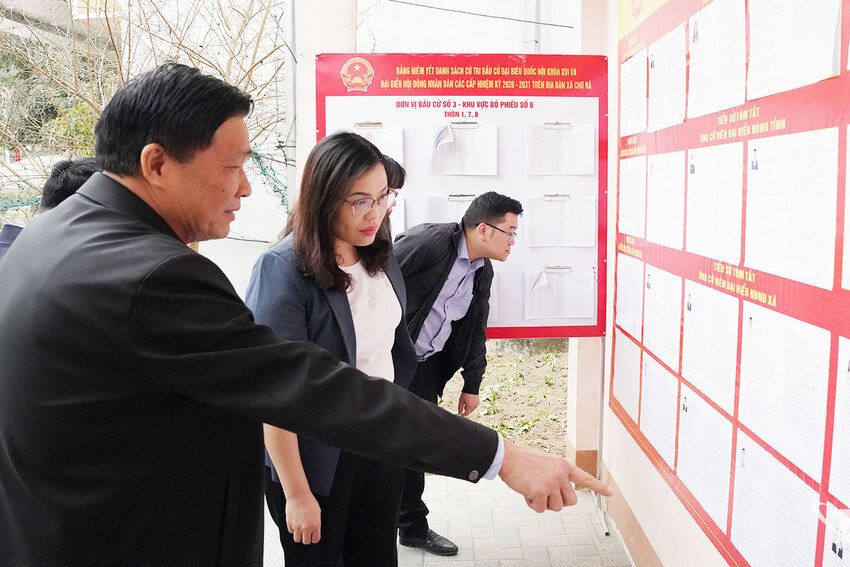 Kiểm tra, giám sát công tác chuẩn bị bầu cử tại các xã Thượng Minh, Chợ Rã và Phúc Lộc