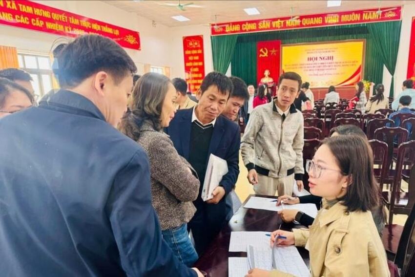 Xã Tam Hưng hoàn thành chuẩn hóa dữ liệu 1.879 đảng viên trong 4 ngày