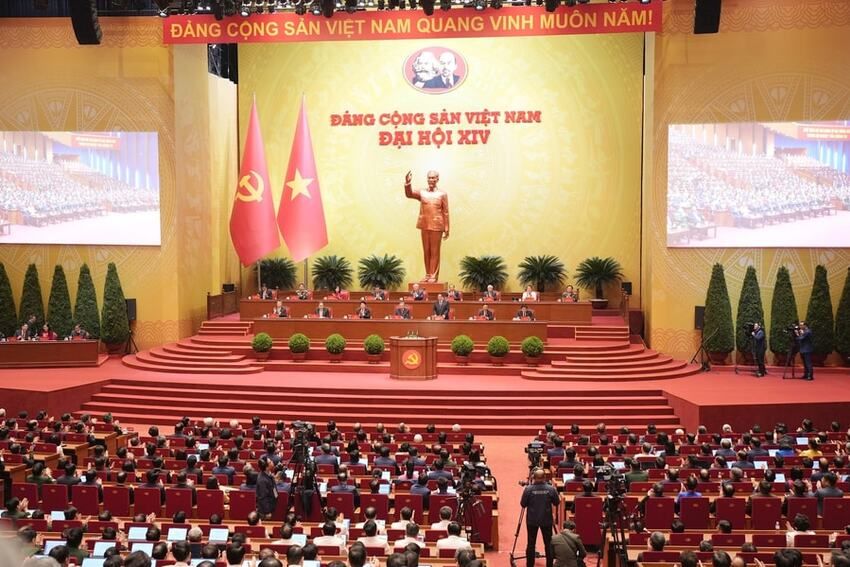 3 nhóm giải pháp chủ yếu của công tác xây dựng Đảng nhiệm kỳ Đại hội XIV