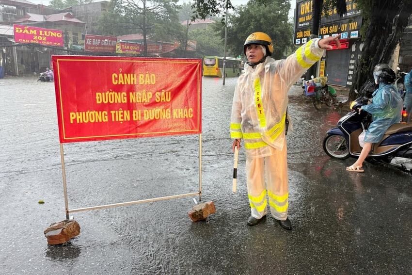 Cảnh giác chiêu trò lợi dụng bão lũ để phá hoại