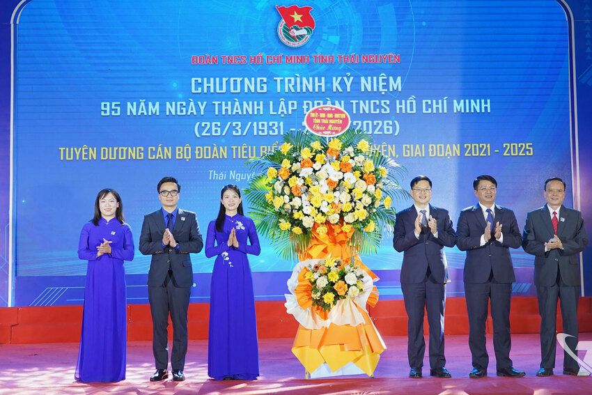 Kỷ niệm 95 năm Ngày thành lập Đoàn TNCS Hồ Chí Minh, tuyên dương cán bộ Đoàn tiêu biểu