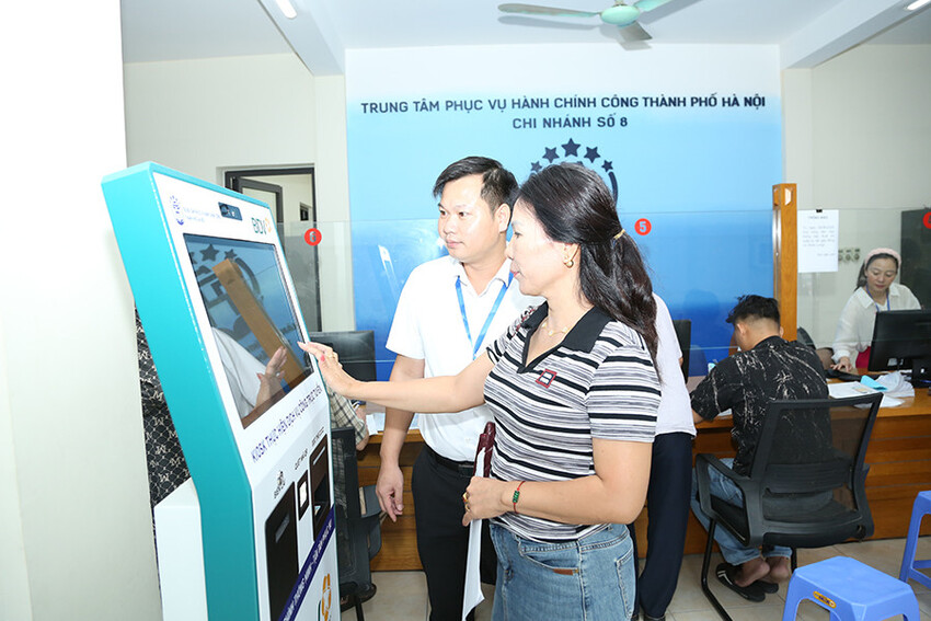 Hà Nội đổi mới quản trị từ nền tảng số: Đưa dữ liệu vào khai thác, sử dụng để gia tăng giá trị