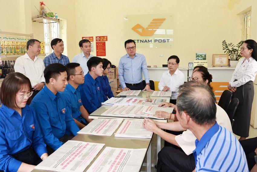 Người dân có thể đọc Dự thảo Văn kiện Đại hội Đảng lần thứ XIV tại hệ thống Bưu điện - Văn hoá xã trên toàn quốc