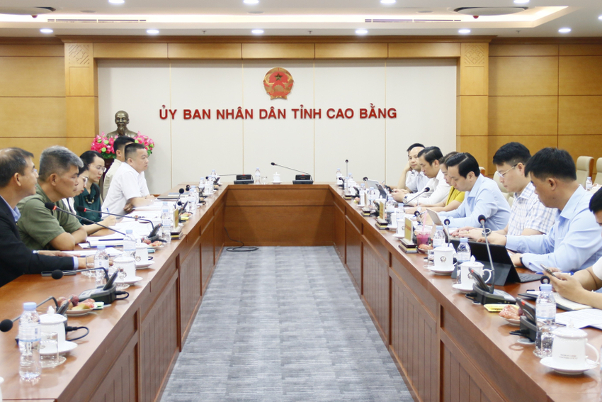 Chủ tịch UBND tỉnh Lê Hải Hòa đối thoại với doanh nghiệp trong lĩnh vực du lịch