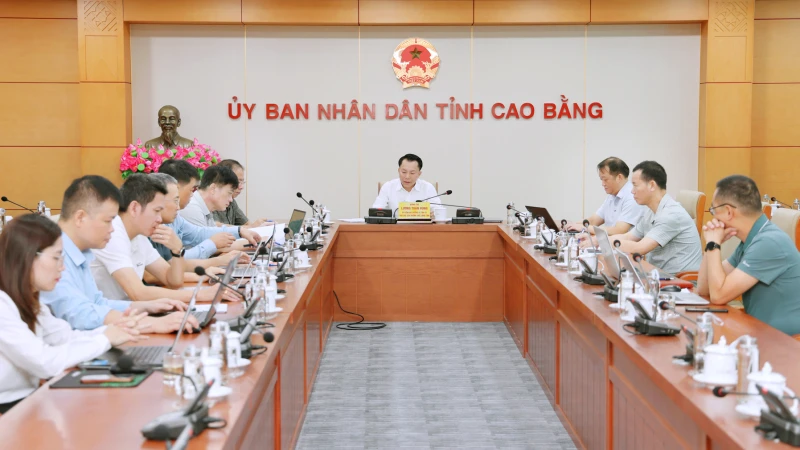 Tăng tốc thực hiện nội dung đột phá phát triển kết cấu hạ tầng giao thông, đô thị và môi trường