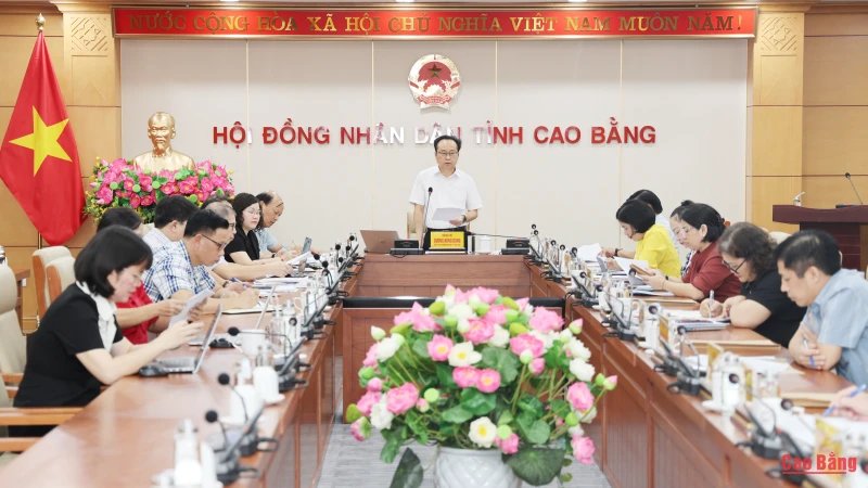 Thẩm tra dự thảo nghị quyết về chủ trương chuyển mục đích sử dụng rừng sang mục đích khác trên địa bàn tỉnh