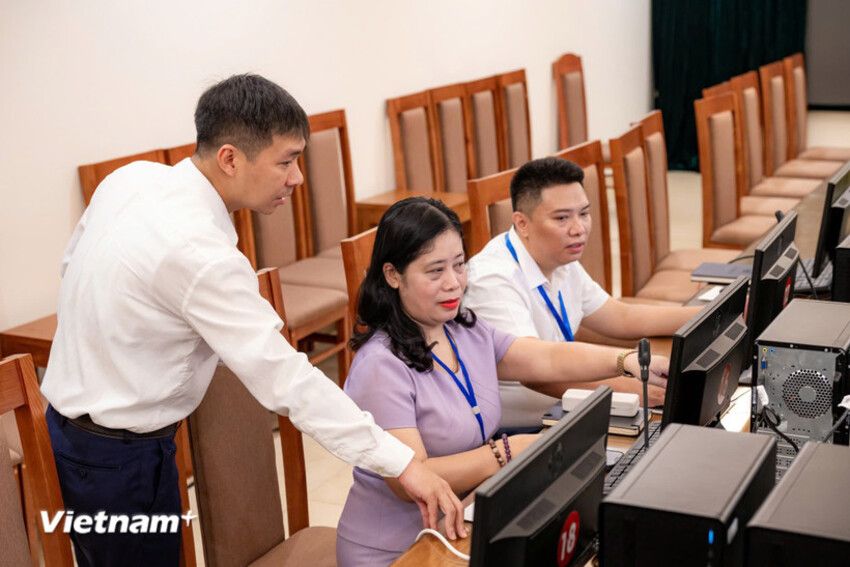 Bộ Nội vụ chọn 34 cán bộ tiêu biểu để biệt phái về địa phương trong 3 tháng