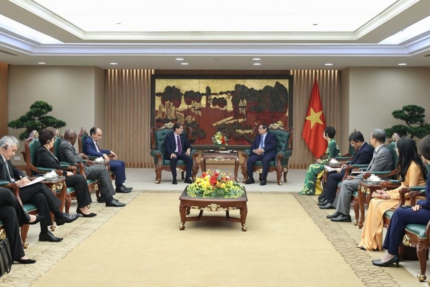 Việt Nam luôn luôn sát cánh bên Cuba