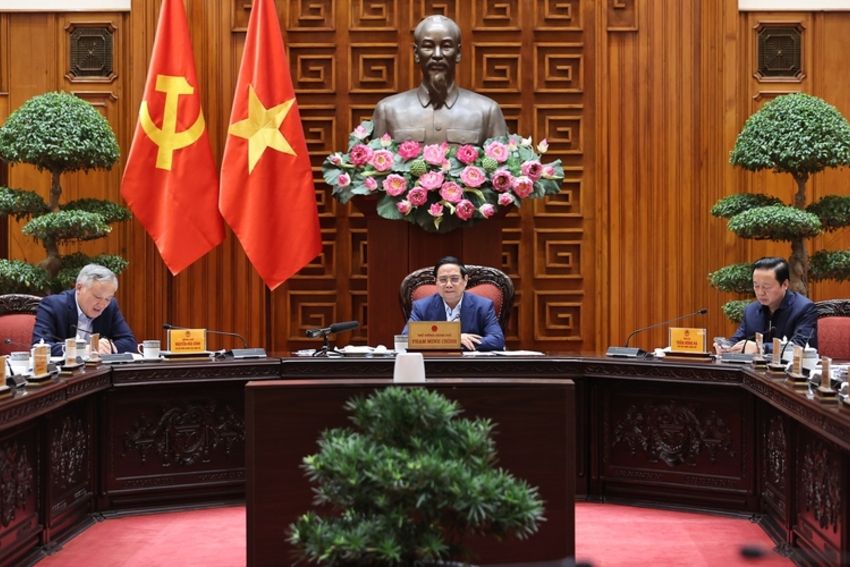 Xây dựng chính sách vượt trội để thí điểm một số khu thương mại tự do