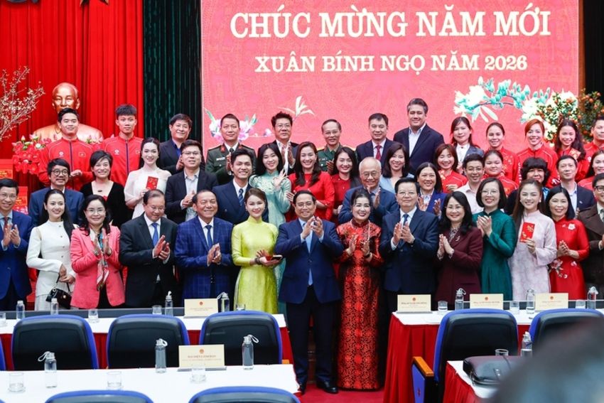 Thủ tướng thăm, làm việc với Bộ Văn hóa, Thể thao và Du lịch