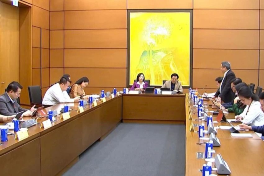 Đoàn ĐBQH tỉnh Quảng Trị tích cực đóng góp ý kiến tại các phiên thảo luận