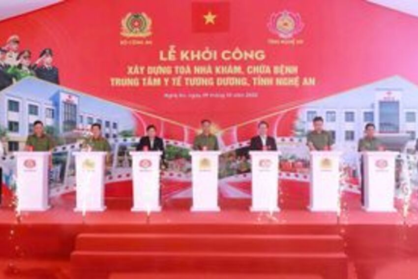 Thứ trưởng Phạm Thế Tùng dự Lễ khởi công xây dựng Toà nhà khám, chữa bệnh Trung tâm Y tế Tương Dương, tỉnh Nghệ An