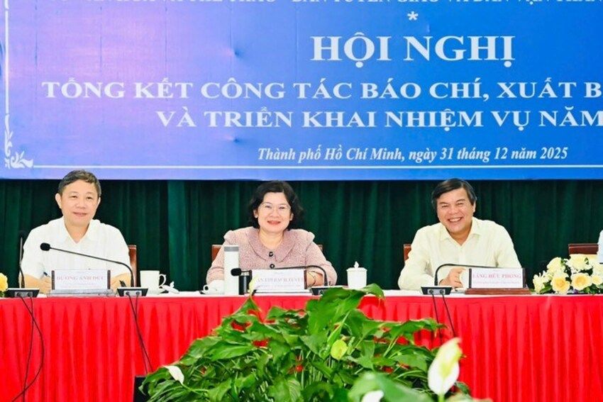 Đẩy mạnh chuyển đổi số trong công tác báo chí