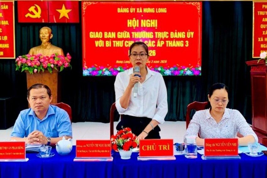 Xã Hưng Long: Tăng cường đối thoại để kịp thời tháo gỡ khó khăn