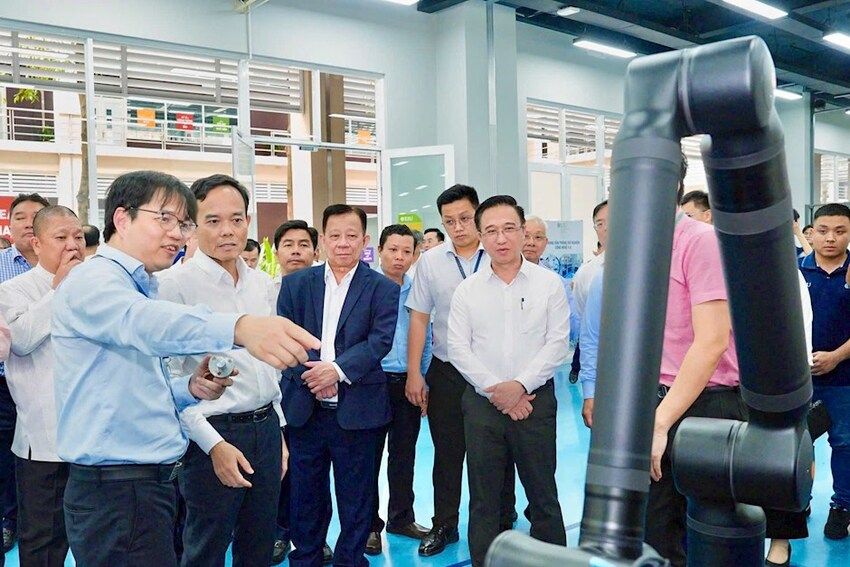 Xây dựng khu vực Bình Dương thành trung tâm khoa học công nghệ, đổi mới sáng tạo