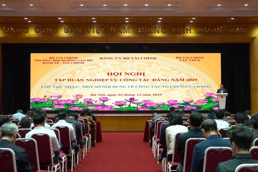 Bộ Tài chính tổ chức Hội nghị tập huấn nghiệp vụ công tác Đảng năm 2025