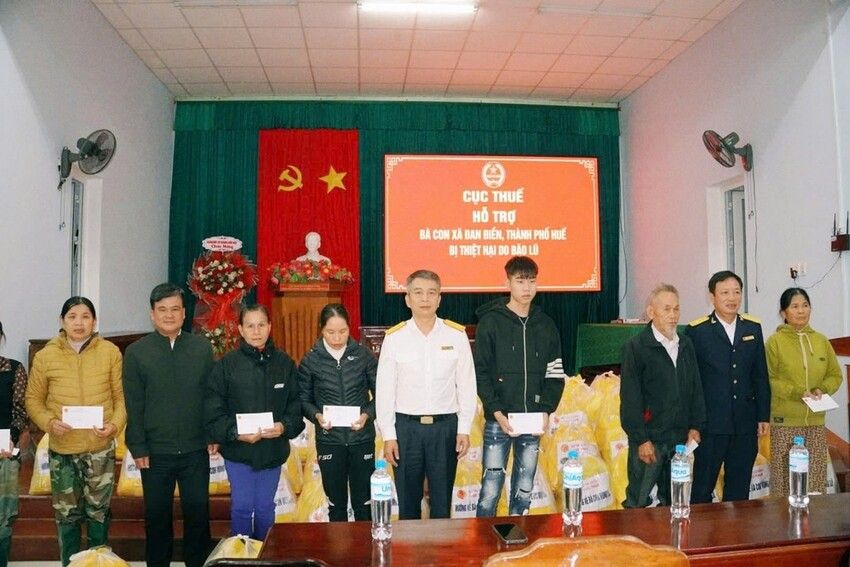 Đảng ủy Cục Thuế chỉ đạo triển khai hỗ trợ người nộp thuế tại các địa phương bị tổn thất do bão lũ