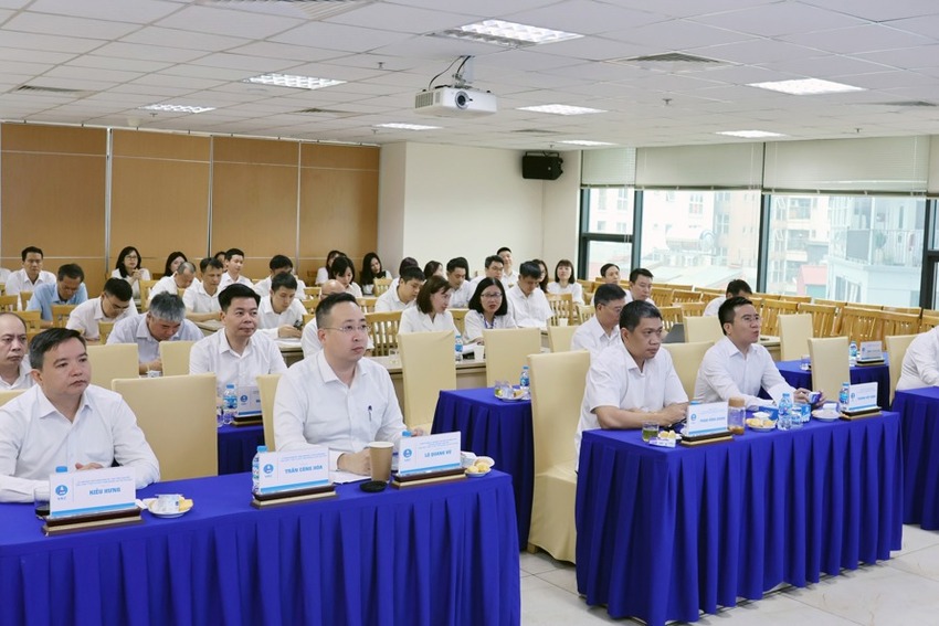 Xây dựng Đảng về chính trị, tư tưởng, đạo đức trong toàn Đảng bộ VEC