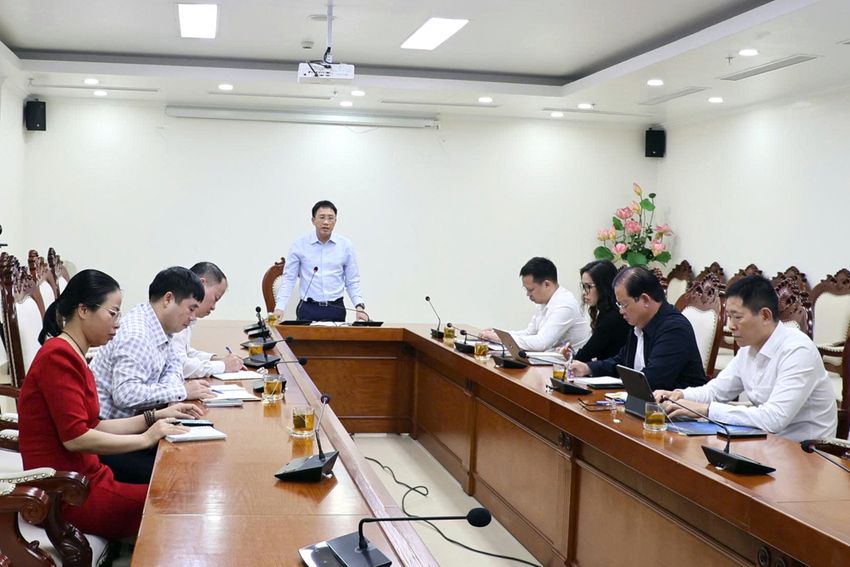 Đảng ủy Cục Thuế phối hợp chỉ đạo hỗ trợ hộ kinh doanh bỏ thuế khoán