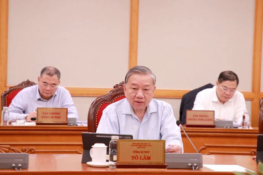 Sớm khắc phục tồn tại, hạn chế để cấp xã chuyển mạnh trạng thái sang quản trị và kiến tạo, phát triển