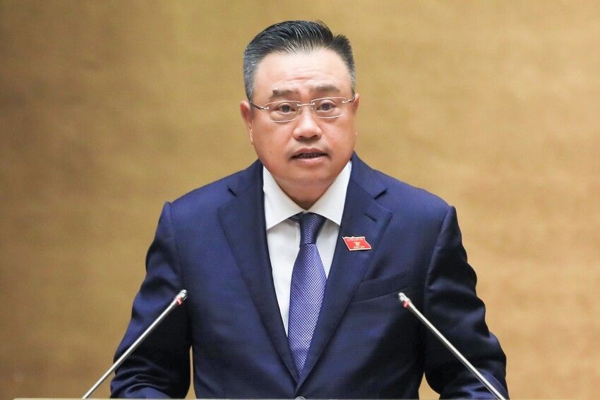 Đồng chí Trần Sỹ Thanh được bầu giữ chức Chủ nhiệm Uỷ ban Kiểm tra Trung ương